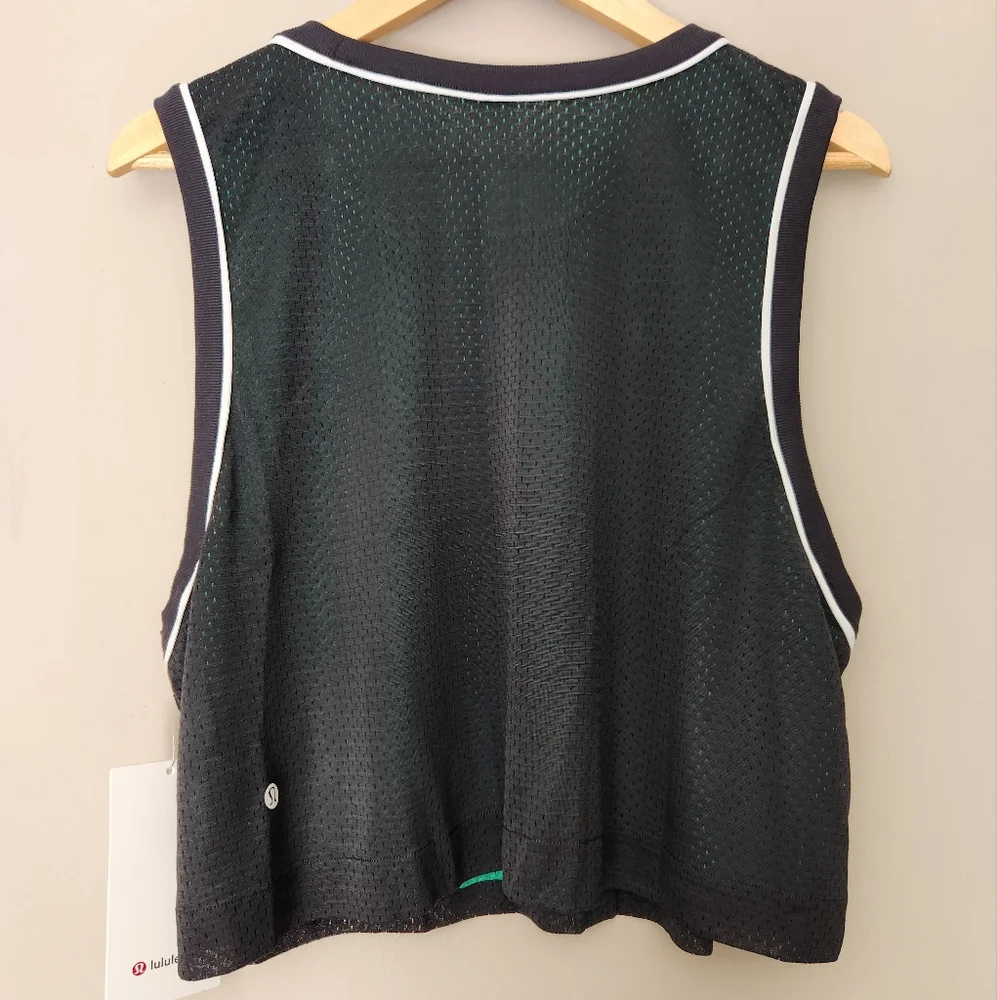 Lululemon Double Layered Mesh Reversible Tank - Picture 4 of 5